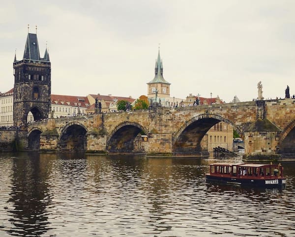 Karlsbroen i Prag